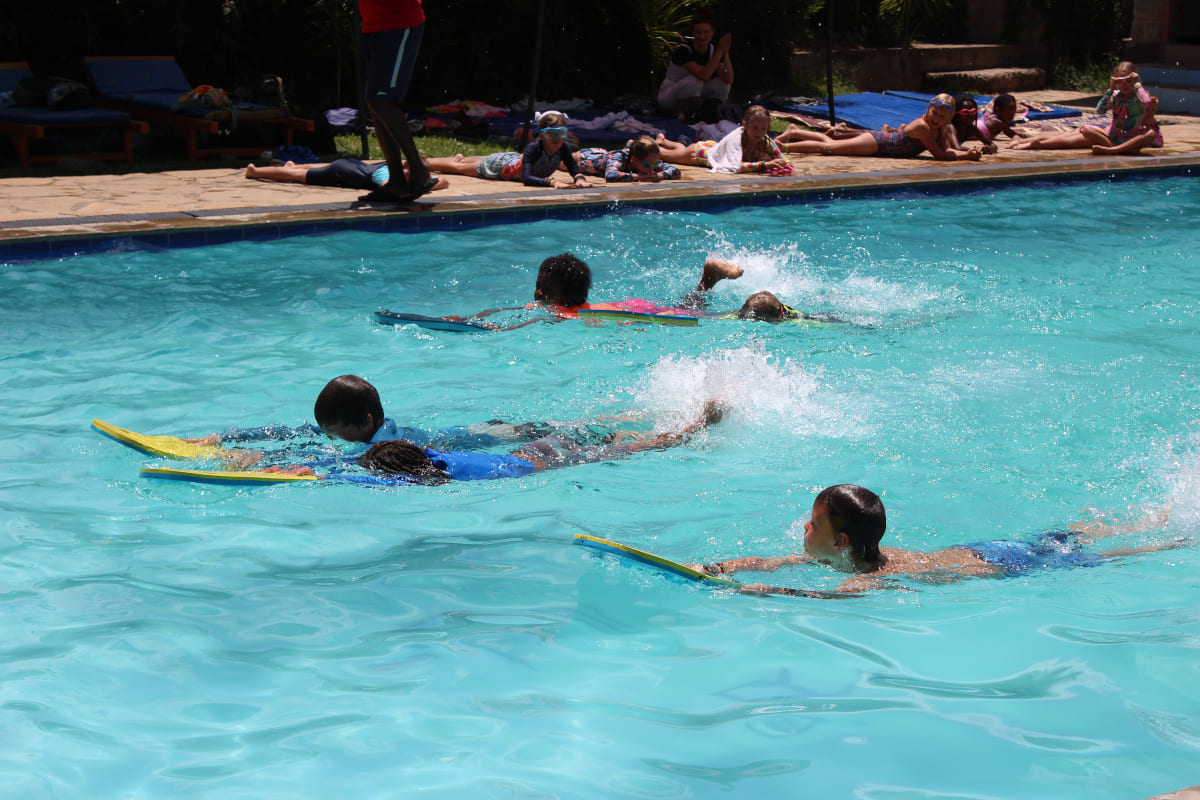 students swimming at waldorf school